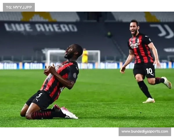 米兰后卫托莫里获月最佳,英格兰主帅现场考察表现